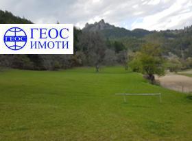 На продаж Сюжет