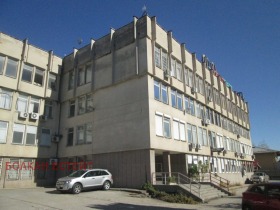 Escritório Promichlena zona - Zapad, Veliko Tarnovo
