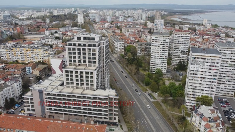 Til salg  Studie Burgas , Tsentar , 50 kvm | 72206577 - billede [2]