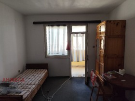 3+ bedroom Promishlena zona - Iztok, Pazardzhik