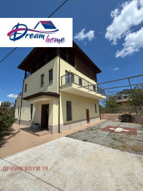 Casa m-t Zelenika, Varna