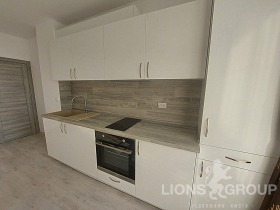 1 slaapkamer Vazrazjdane 3, Varna